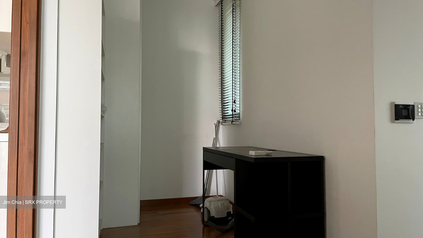 L'Viv (D11), Apartment #553972441